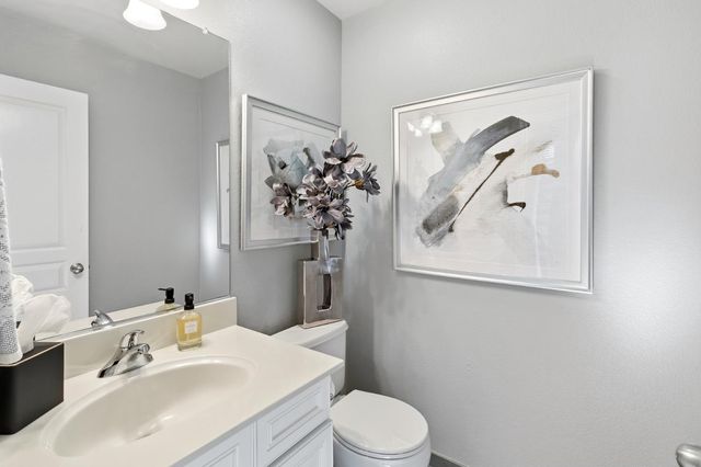 750 Shasta Oaks Ct., Roseville, CA 95678