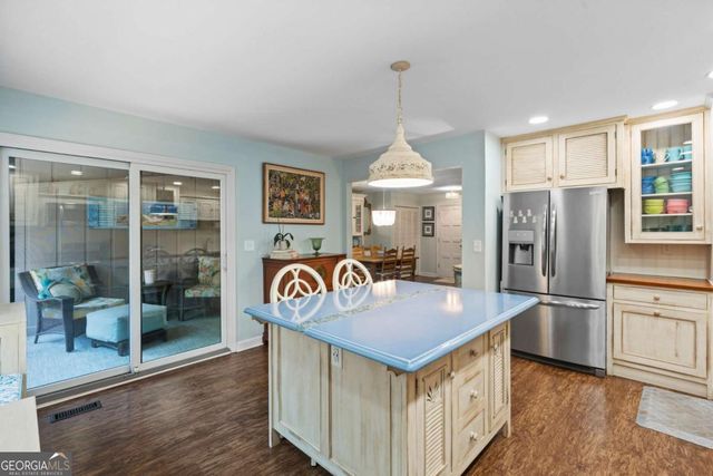 3060 Balearic Drive SE, Marietta, GA 30067