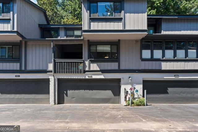 3060 Balearic Drive SE, Marietta, GA 30067