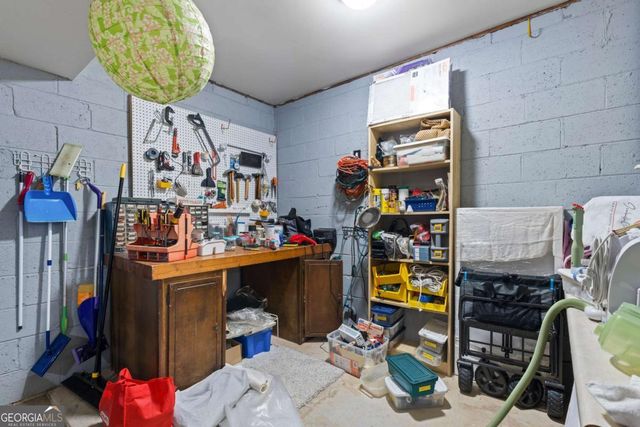 3060 Balearic Drive SE, Marietta, GA 30067