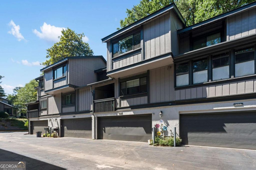 3060 Balearic Drive SE, Marietta, GA 30067