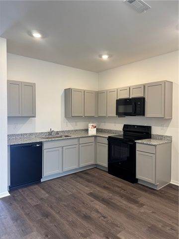 2807A N Denver Street, Siloam Springs, AR 72761