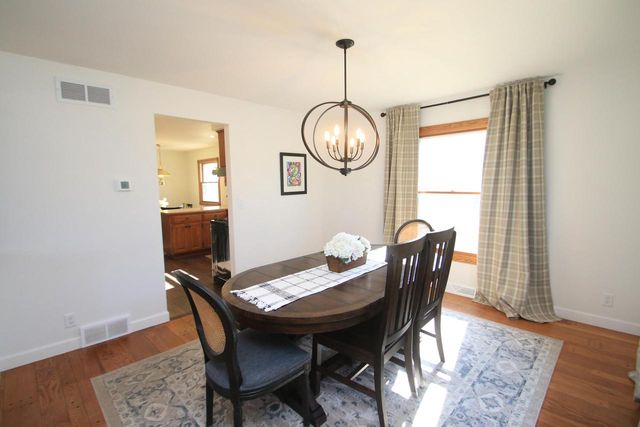 N67W30777 Swallow LANE, Hartland, WI 53029