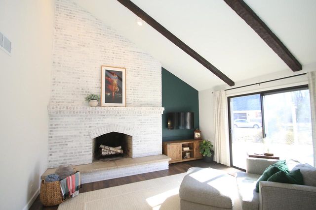 N67W30777 Swallow LANE, Hartland, WI 53029