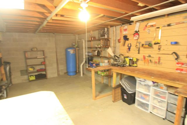 N67W30777 Swallow LANE, Hartland, WI 53029