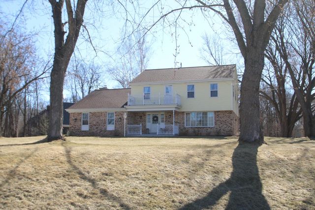 N67W30777 Swallow LANE, Hartland, WI 53029