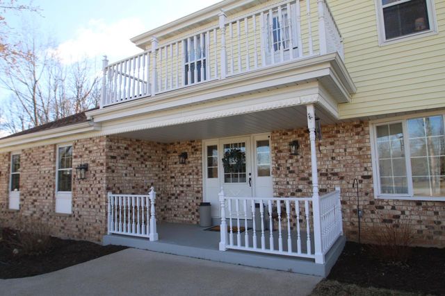 N67W30777 Swallow LANE, Hartland, WI 53029