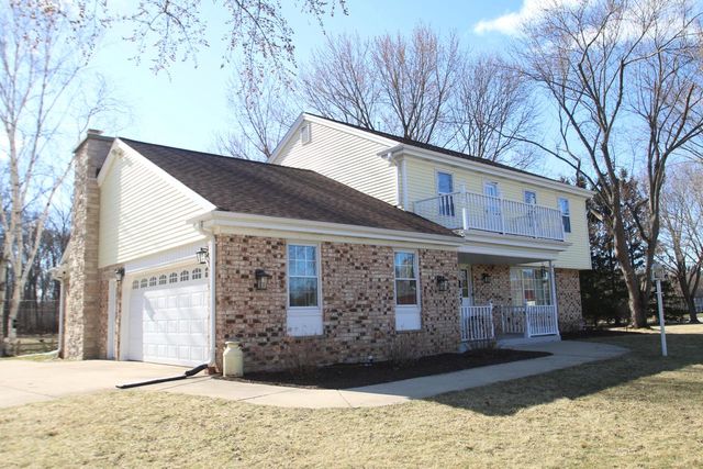 N67W30777 Swallow LANE, Hartland, WI 53029