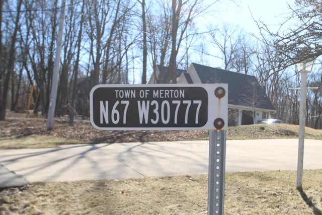 N67W30777 Swallow LANE, Hartland, WI 53029