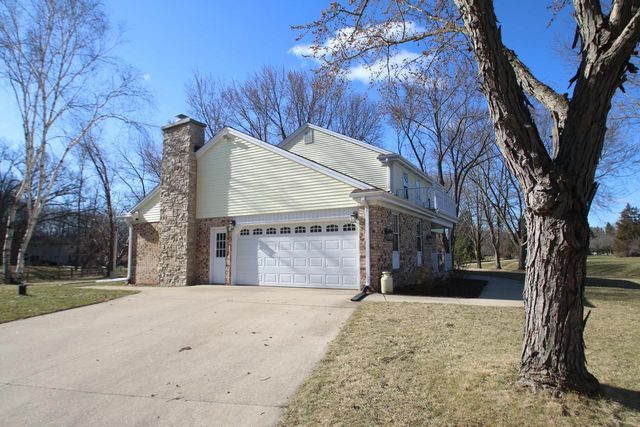 N67W30777 Swallow LANE, Hartland, WI 53029