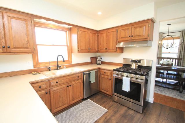 N67W30777 Swallow LANE, Hartland, WI 53029