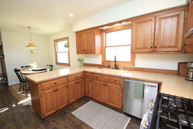 N67W30777 Swallow LANE, Hartland, WI 53029