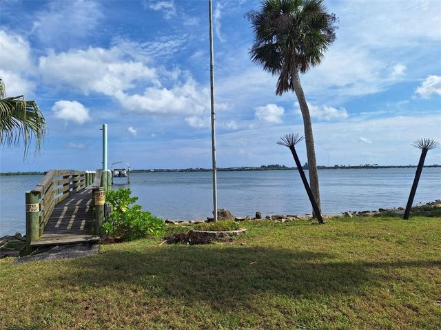 9150 44th Avenue 1-5, Sebastian, FL 32958