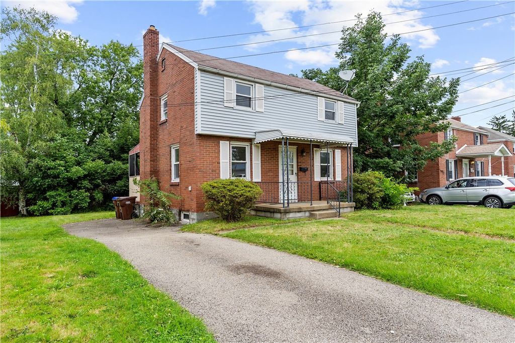 1099 George St, Sharon, PA 16146