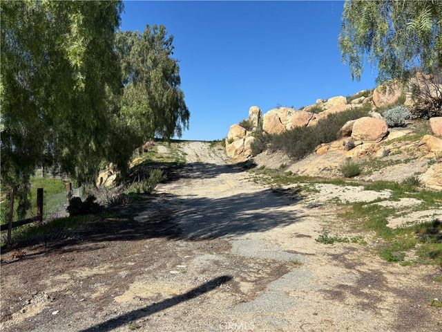 41300 Polly Butte, Hemet, CA 92544