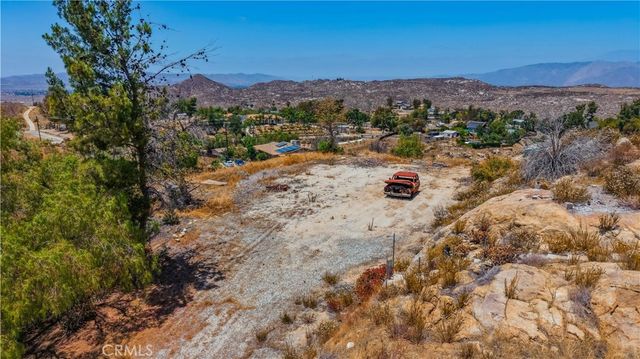 41300 Polly Butte, Hemet, CA 92544