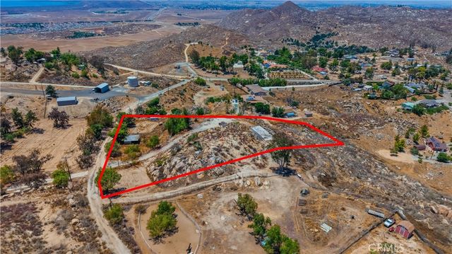 41300 Polly Butte, Hemet, CA 92544