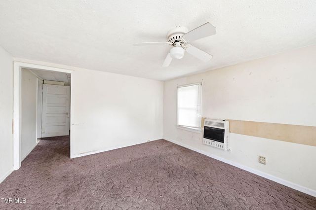 220 North Reece Avenue, Mountain City, TN 37683
