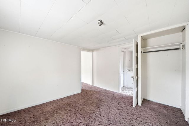 220 North Reece Avenue, Mountain City, TN 37683