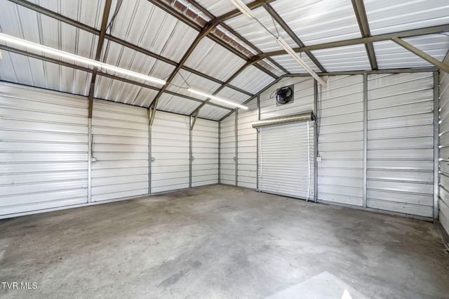 220 North Reece Avenue, Mountain City, TN 37683
