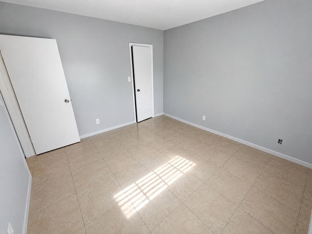 4321 NW 9th Avenue 204, Deerfield Beach, FL 33064