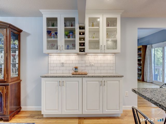 199 Grindle Brook Road, Glastonbury, CT 06073