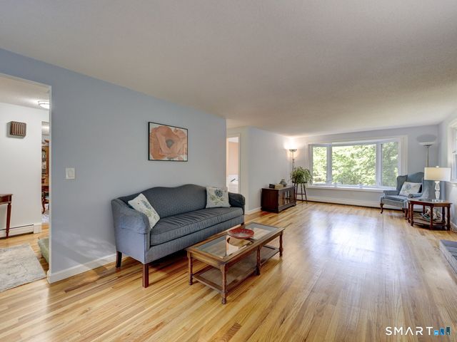 199 Grindle Brook Road, Glastonbury, CT 06073