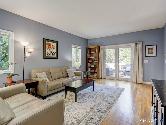 199 Grindle Brook Road, Glastonbury, CT 06073