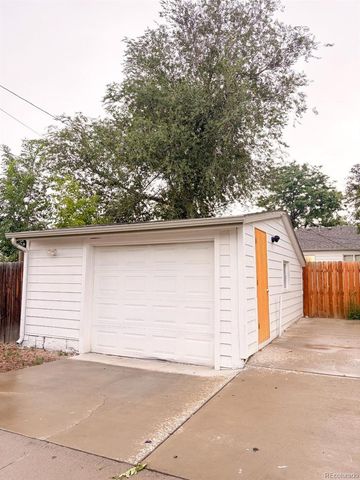 1671 Oswego Street, Aurora, CO 80010
