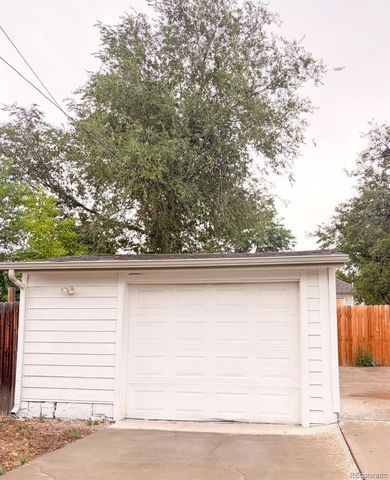 1671 Oswego Street, Aurora, CO 80010
