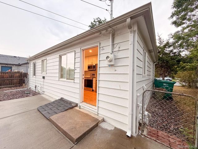 1671 Oswego Street, Aurora, CO 80010