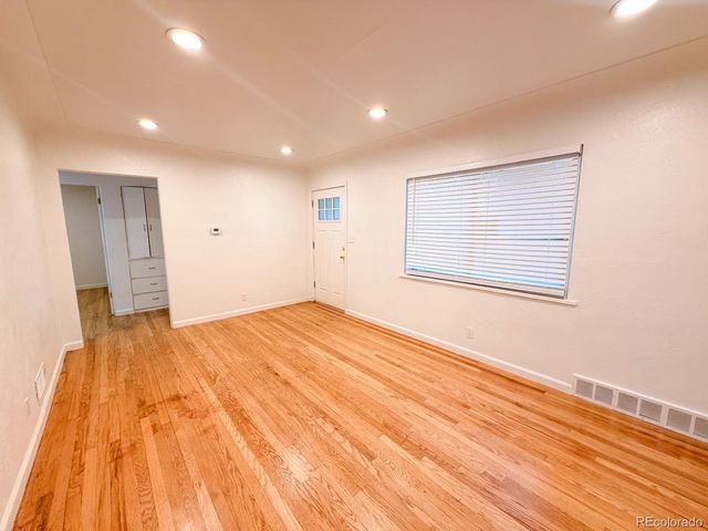 1671 Oswego Street, Aurora, CO 80010