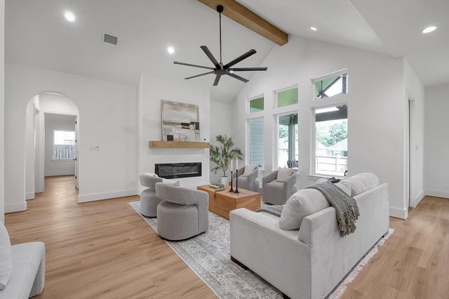 15658 Corinthian Way, Willis, TX 77318