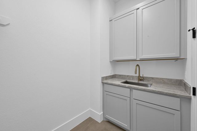 15658 Corinthian Way, Willis, TX 77318