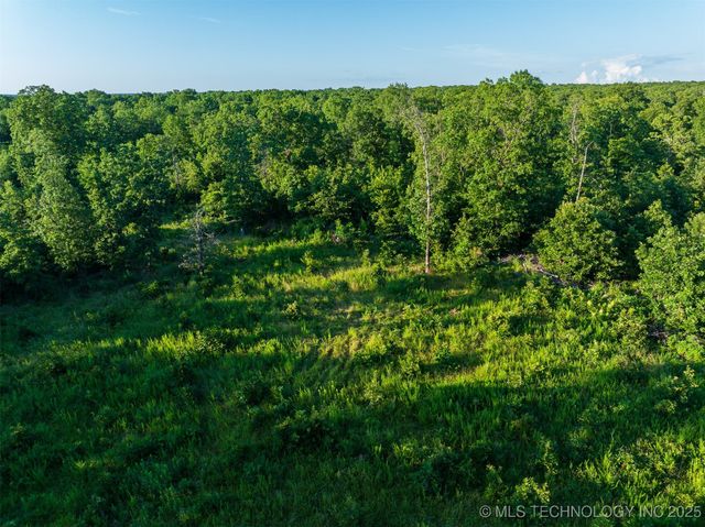 15 W 691 Road, Hulbert, OK 74441