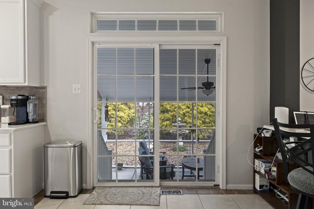 42 CRANBERRY DR, Mays Landing, NJ 08330