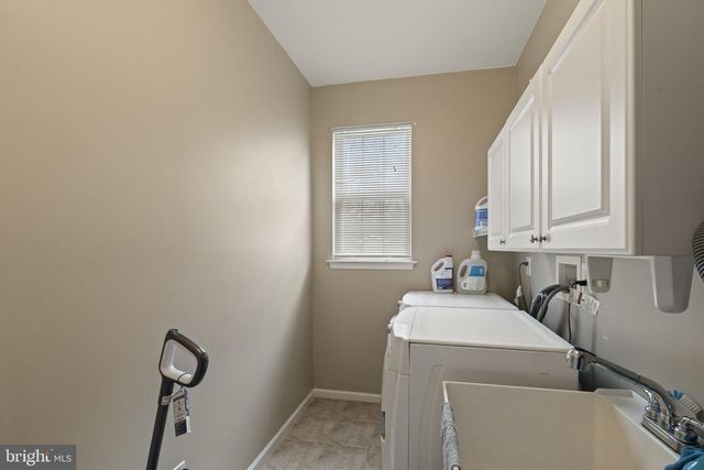 42 CRANBERRY DR, Mays Landing, NJ 08330