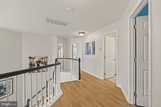 42 CRANBERRY DR, Mays Landing, NJ 08330