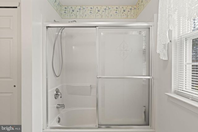 42 CRANBERRY DR, Mays Landing, NJ 08330