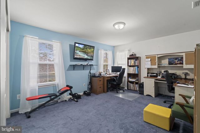 42 CRANBERRY DR, Mays Landing, NJ 08330