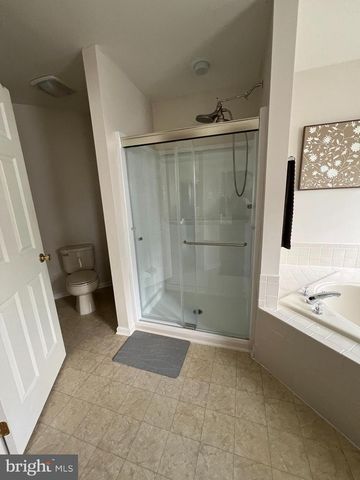 42 CRANBERRY DR, Mays Landing, NJ 08330