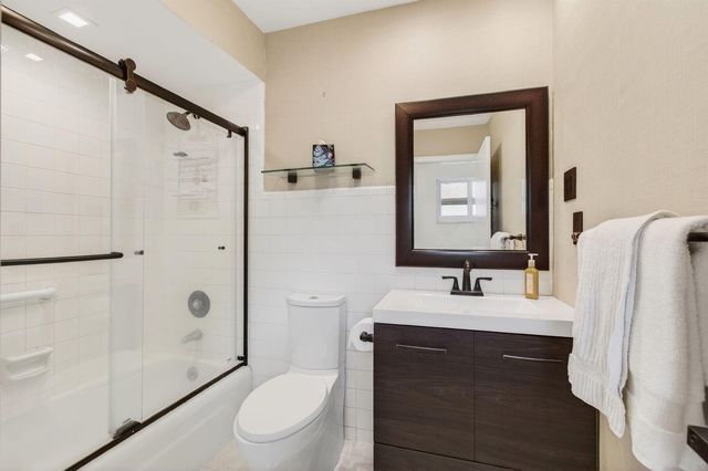 6647 Paul Mar Drive, Lantana, FL 33462