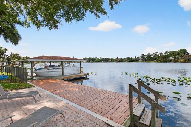 6647 Paul Mar Drive, Lantana, FL 33462