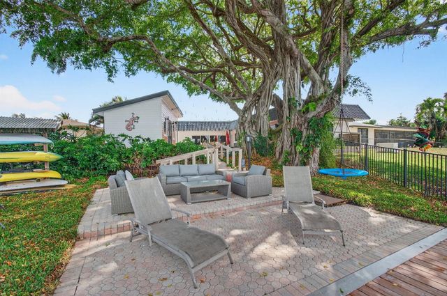 6647 Paul Mar Drive, Lantana, FL 33462