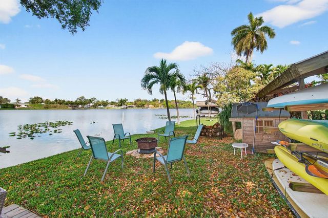 6647 Paul Mar Drive, Lantana, FL 33462