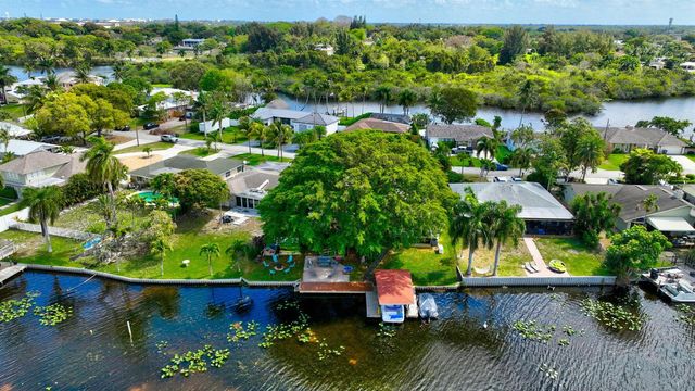 6647 Paul Mar Drive, Lantana, FL 33462