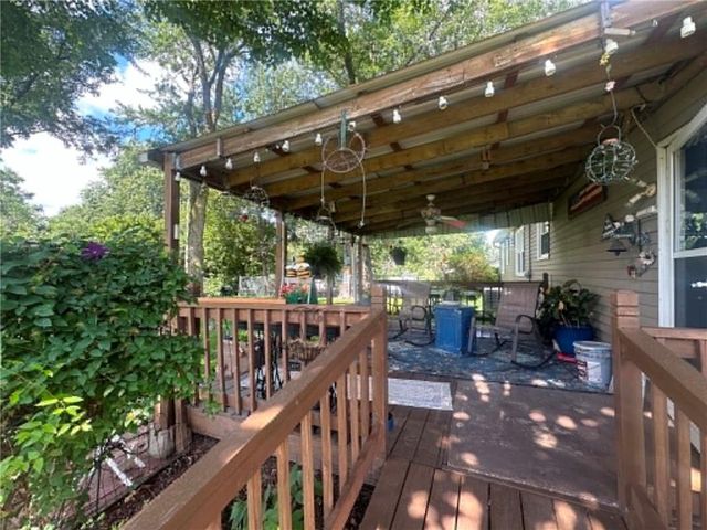 101 Crest Drive, Excelsior Springs, MO 64024