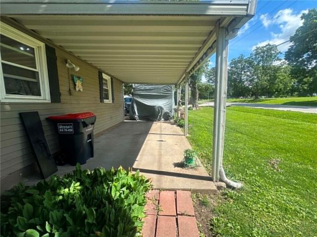 101 Crest Drive, Excelsior Springs, MO 64024