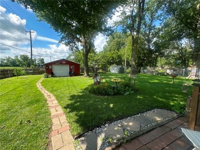 101 Crest Drive, Excelsior Springs, MO 64024