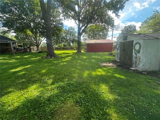 101 Crest Drive, Excelsior Springs, MO 64024